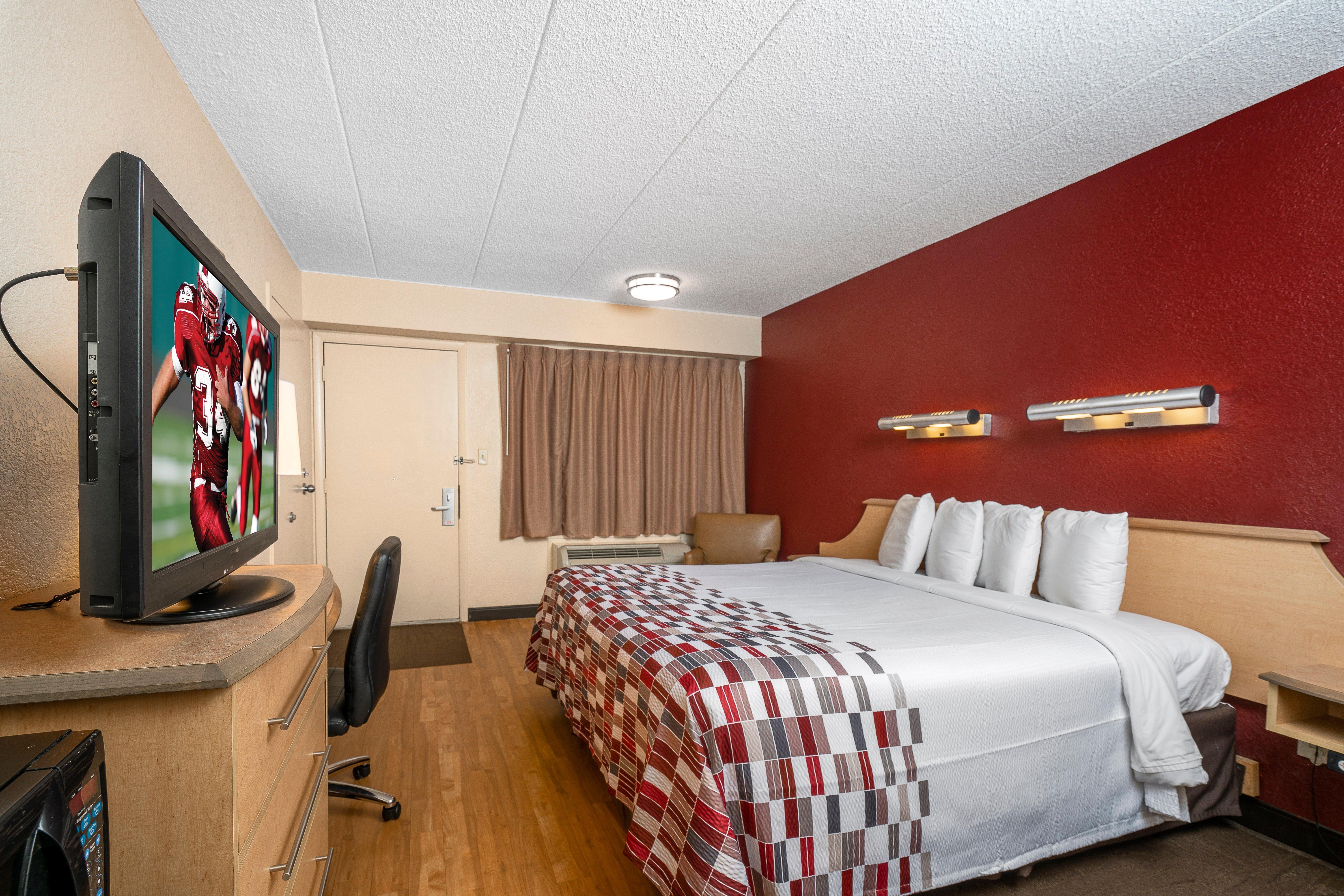 Red Roof Inn Louisville Fair And Expo Exterior foto